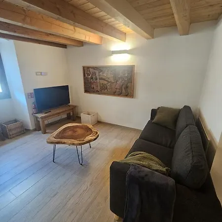 Apartment Rural Cachettes La Salle