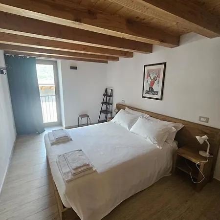 Apartment Rural Cachettes La Salle