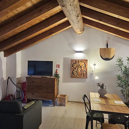 Rural Cachettes Apartment