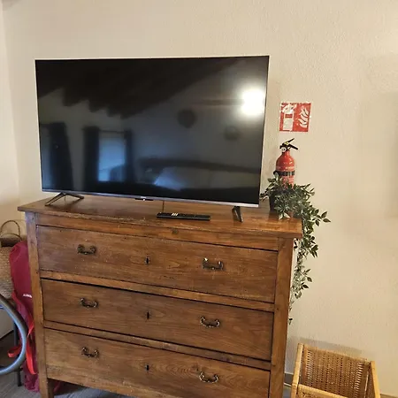 Rural Cachettes Apartment