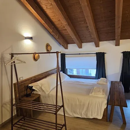 Rural Cachettes * La Salle