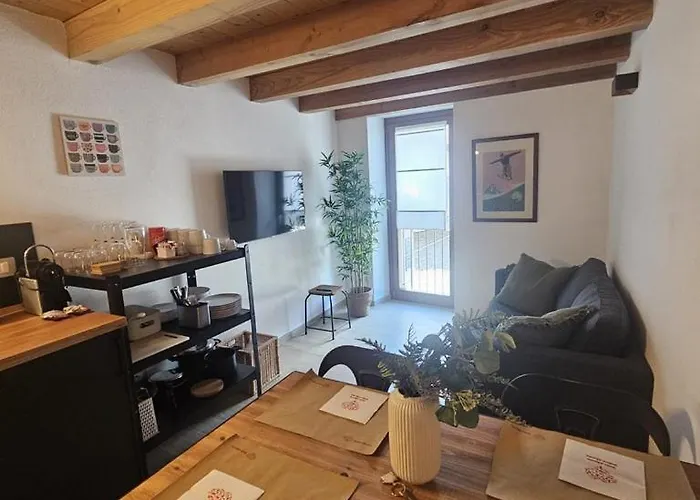 Rural Cachettes La Salle