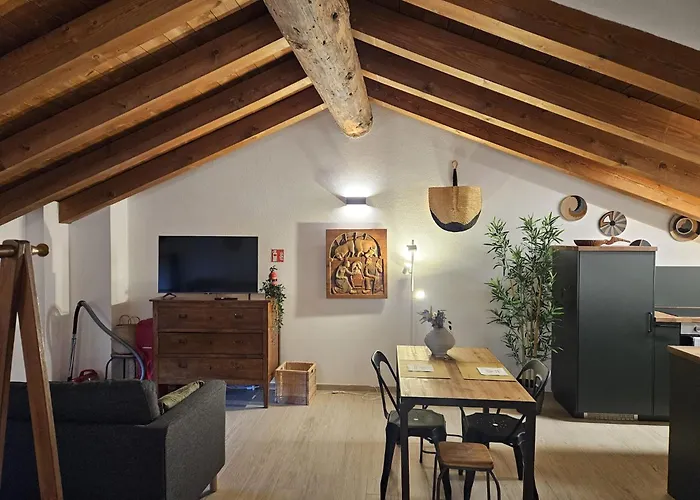 Rural Cachettes Appartement La Salle